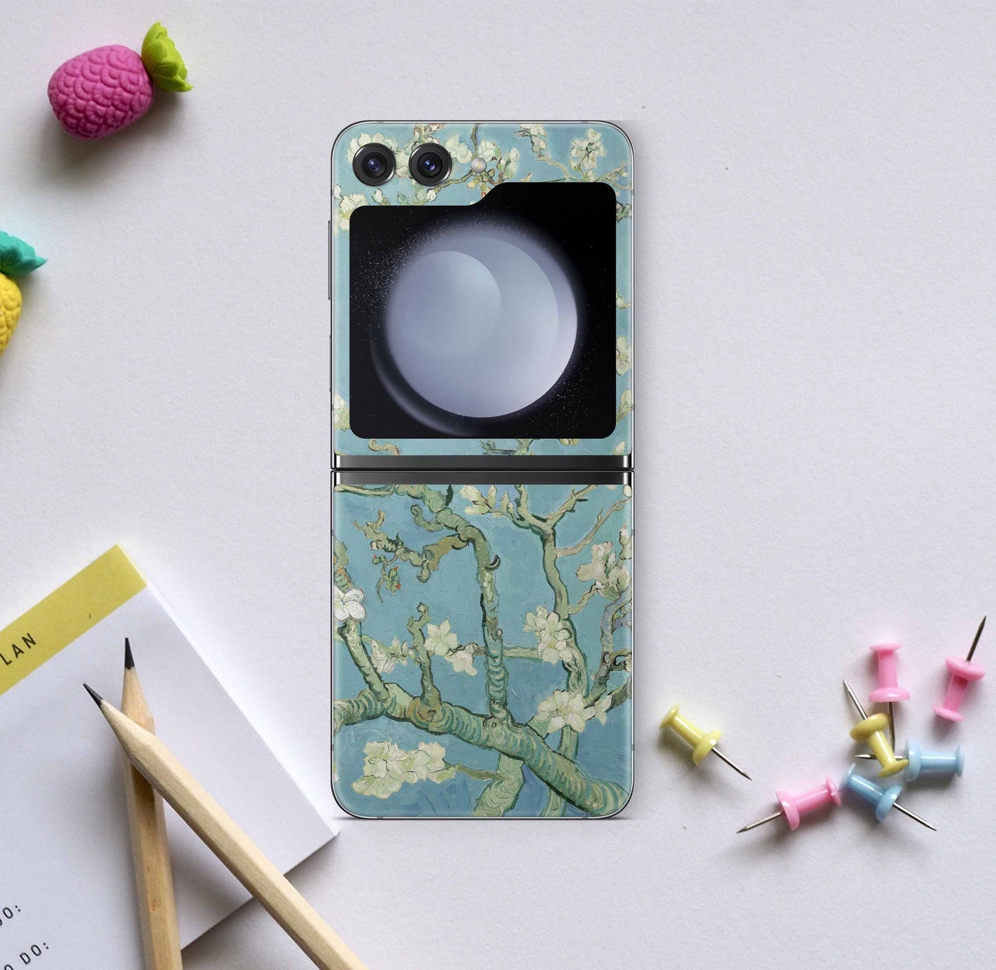 Samsung Galaxy Z Flip5 Skins Design Vinyl Premium Folien Kratzerschutz Motiv Blossoming Aufkleber skins4u