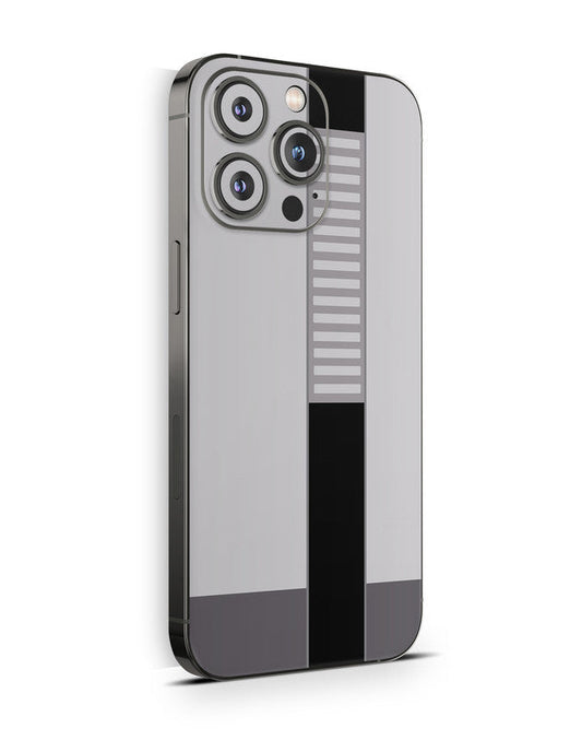 iPhone 16 Skin Schutzfolie Aufkleber Design Vinyl Folie Retro NES Aufkleber Skins4u