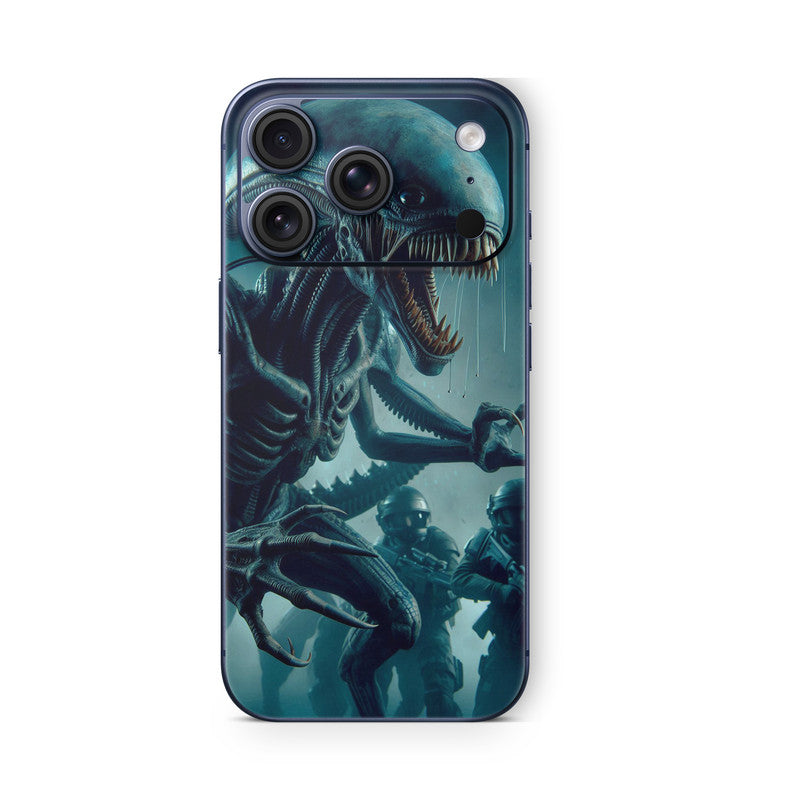 iPhone 17 Pro Max Skin Vinyl Schutzfolie Cover Aufkleber Alien-Hybrid Aufkleber Skins4u