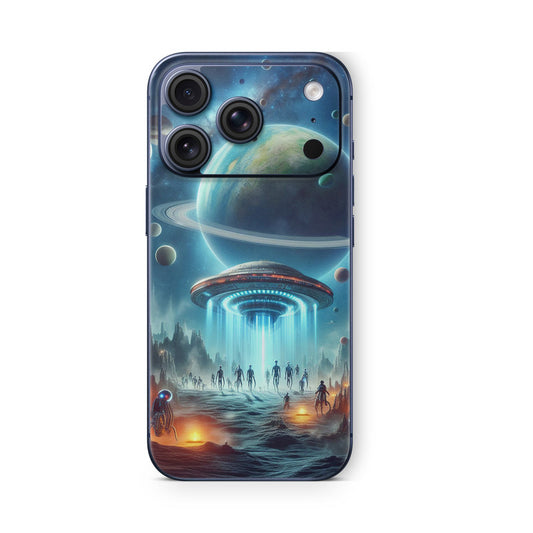 iPhone 17 Pro Max Skin Vinyl Schutzfolie Cover Aufkleber Aliens-Arives Aufkleber Skins4u