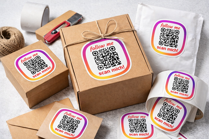 Personalisierte QR Code Aufkleber – für Social Media & Google Bewertungen | Individuell mit deinem Link | Auto-, Laptop- & Versandaufkleber | 5er Pack Aufkleber Skins4u