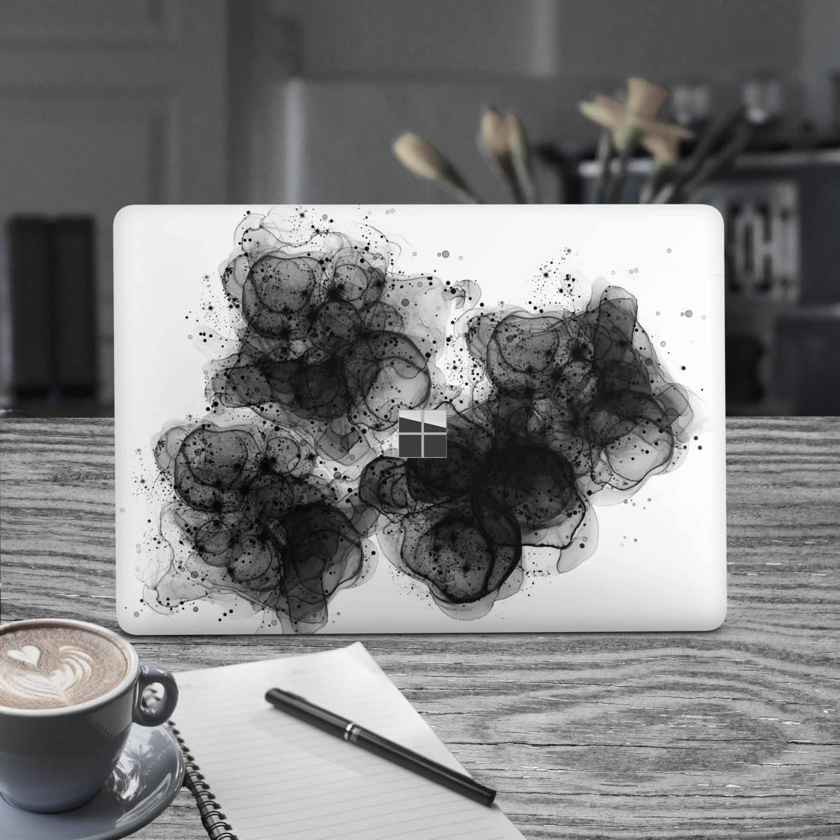 Microsoft Surface Book 2 Skin 15" Premium Vinylfolie Kratzerschutz Design Black & White Elektronik-Sticker & -Aufkleber Skins4u   